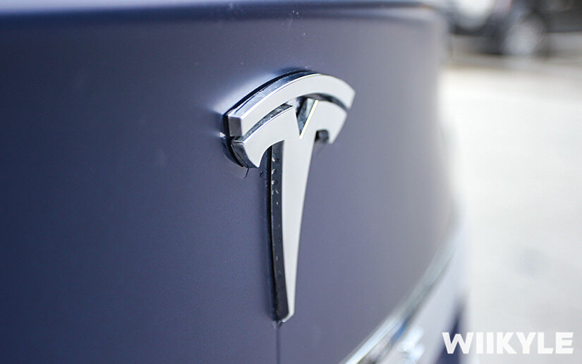 特斯拉贴隐形车衣效果图展示（图一）