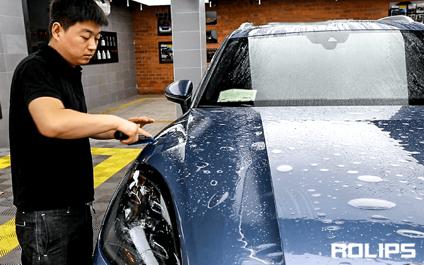 保时捷贴车衣的施工过程