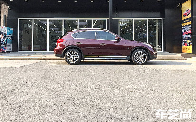 威固旗舰店门头展示