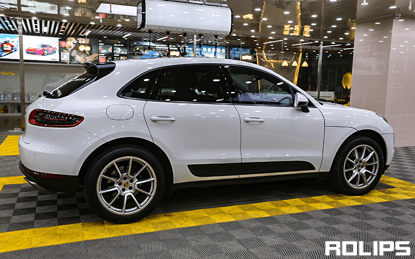 白色车贴ROLIPS隐形车衣抗黄变能力怎么样？（14）