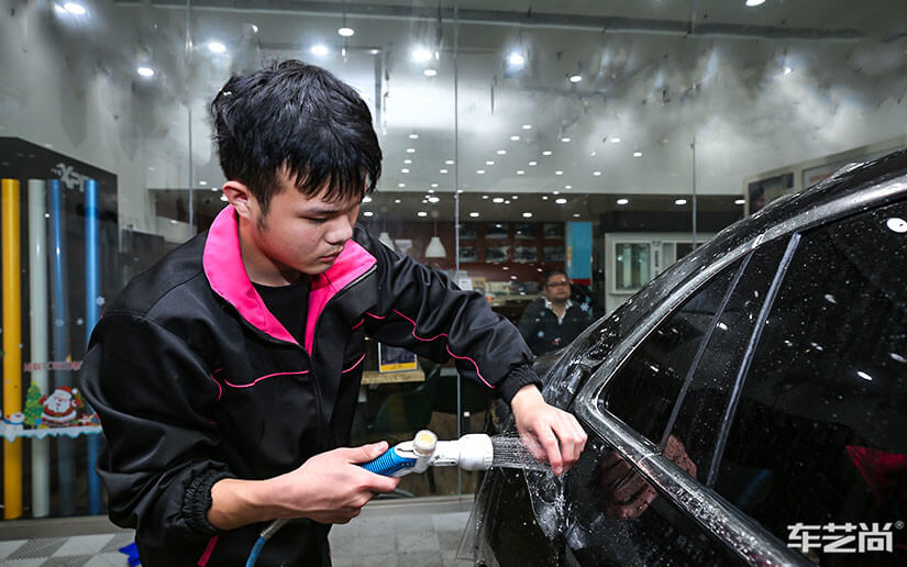 汽车贴龙膜隐形车衣的施工效果怎么样？（3）