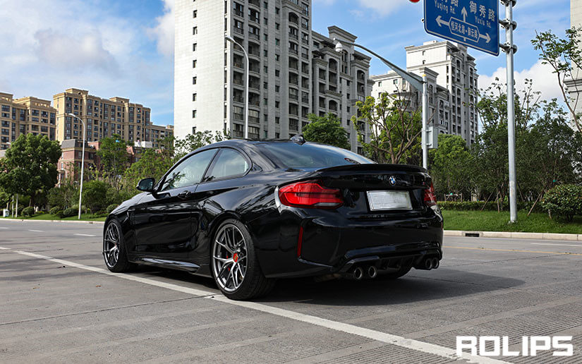 黑色车漆还有贴隐形车衣的必要吗？看看宝马车主怎么说。（2）