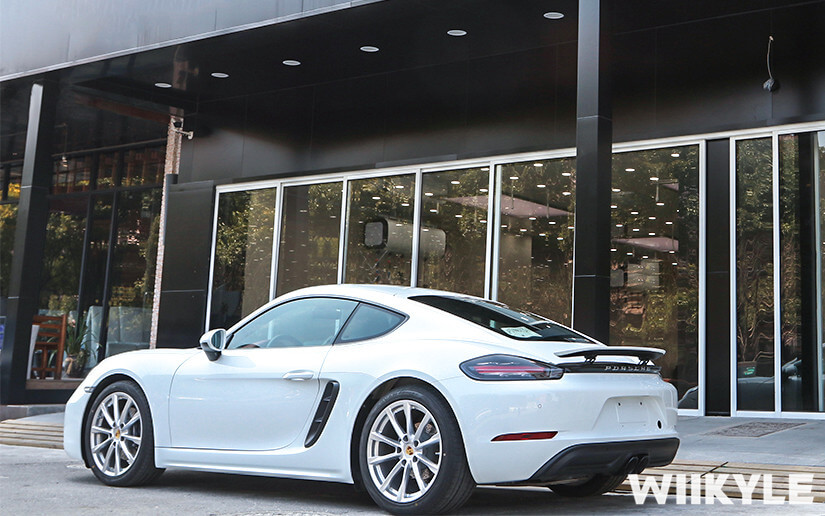 保时捷718施工WIIKYLE漆面保护膜效果展示图（14）