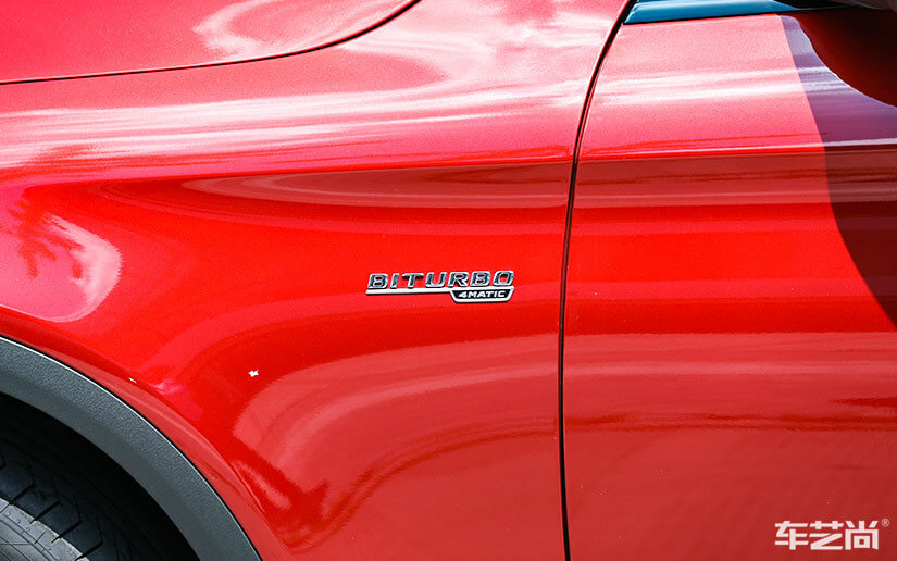 红色的奔驰车贴了龙膜隐形车衣会有什么样的效果呢?（1）