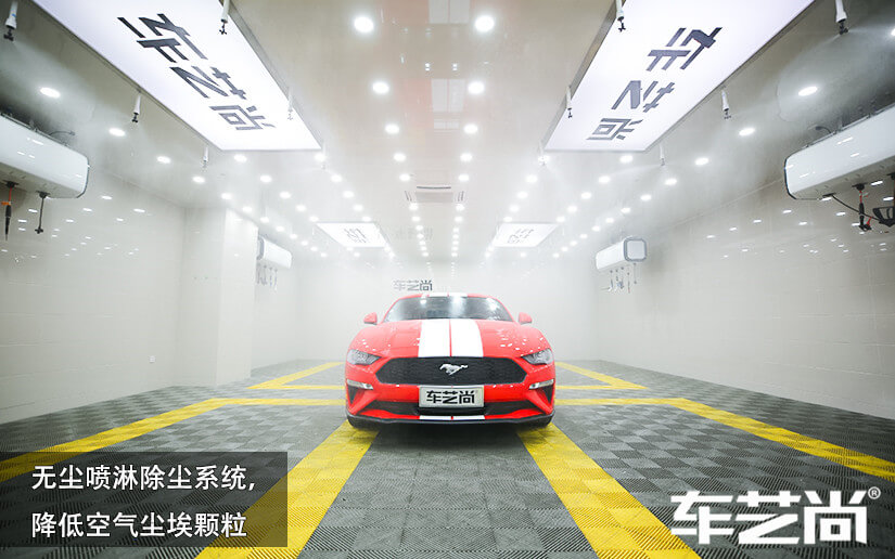 福特野马装贴威固漆面保护膜的施工流程展示（图三）