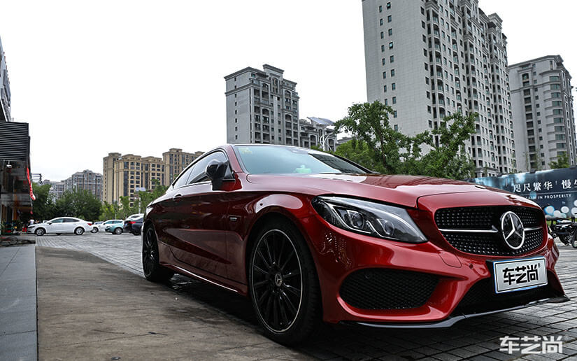 红色车漆贴龙膜隐形车衣好看吗？