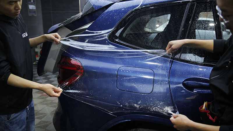 隐形车衣施工过程展示